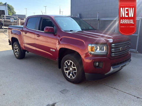 2017 GMC Canyon for sale at Auto Center of Columbus in Columbus OH