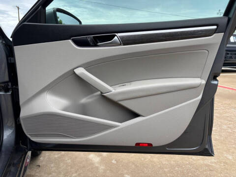 2016 Volkswagen Passat 1.8T SE