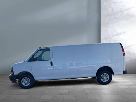 2023 Chevrolet Express 2500