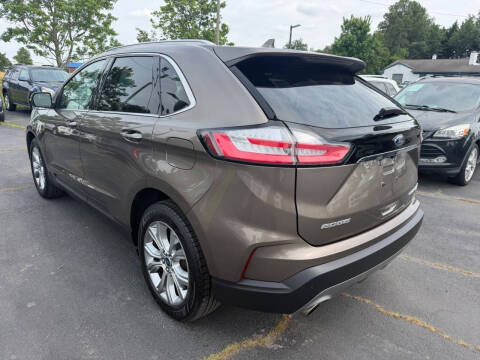2019 Ford Edge Titanium