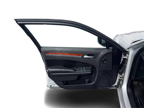 2012 Chrysler 300 Limited