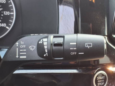 2023 Nissan Pathfinder SV