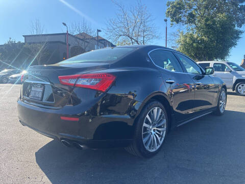 2016 Maserati Ghibli S