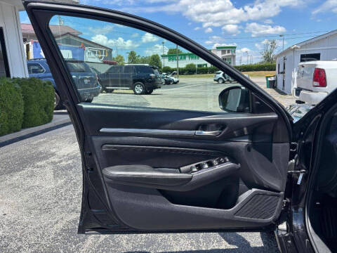 2021 Nissan Altima 2.5 SV