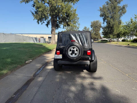 2004 Jeep Wrangler Sahara