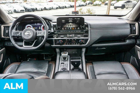 2024 Nissan Pathfinder Platinum