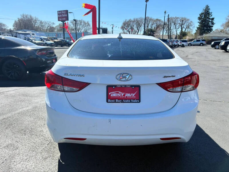 2012 Hyundai Elantra