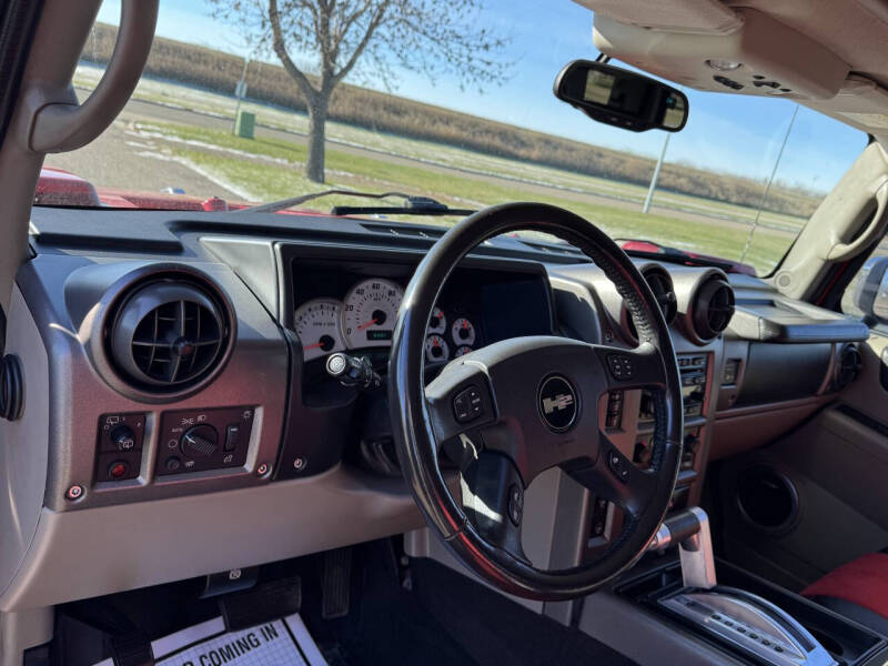 2004 HUMMER H2 Lux Series