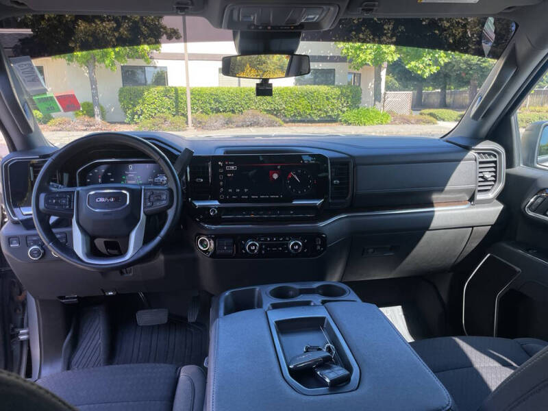 2023 GMC Sierra 1500