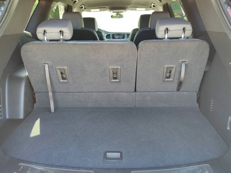 2023 Buick Enclave Essence