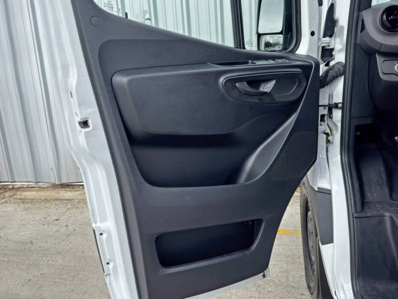 2023 Mercedes-Benz Sprinter 1500