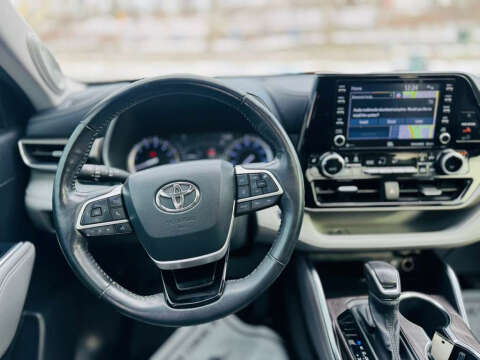 2022 Toyota Highlander Limited