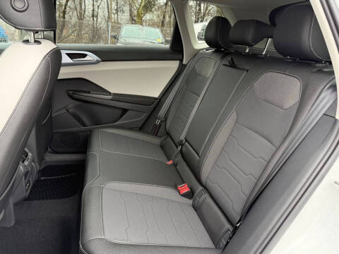 2026 Volkswagen Taos SE 4Motion