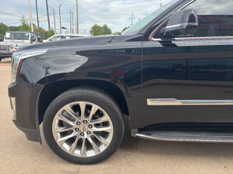 2019 Cadillac Escalade Luxury