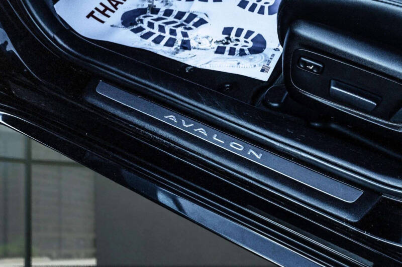 2013 Toyota Avalon Limited