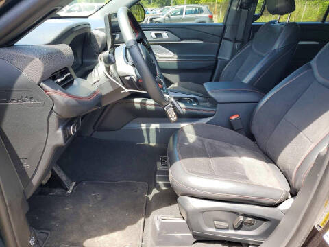 2025 Ford Explorer ST
