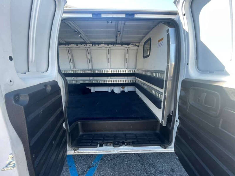 2019 Chevrolet Express 2500