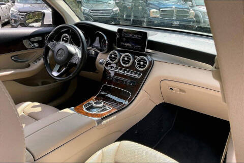 2018 Mercedes-Benz GLC GLC 300