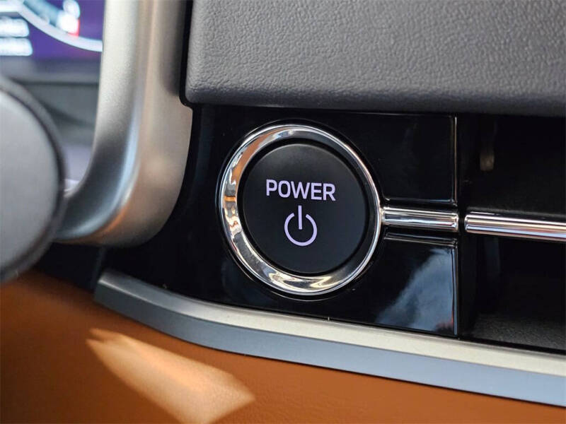 2025 Mitsubishi Outlander PHEV