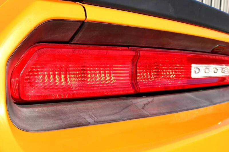 2014 Dodge Challenger SRT8 Core