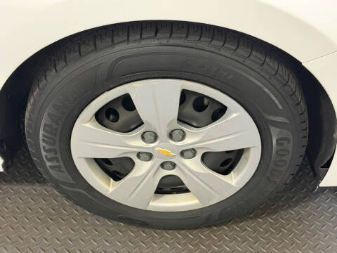 2017 Chevrolet Cruze LS Auto