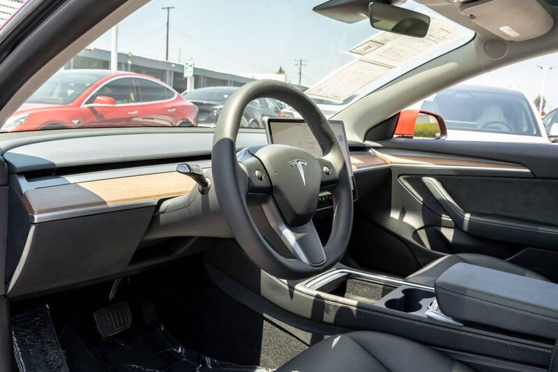 2023 Tesla Model 3 Long Range