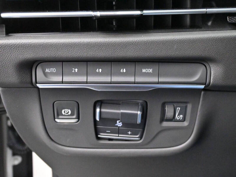 2025 Cadillac Escalade Sport