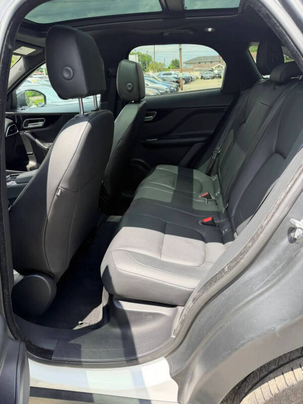 2018 Jaguar F-PACE 30t Premium