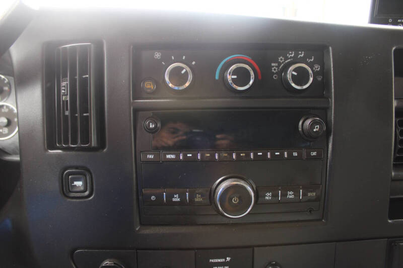 2016 Chevrolet Express 2500