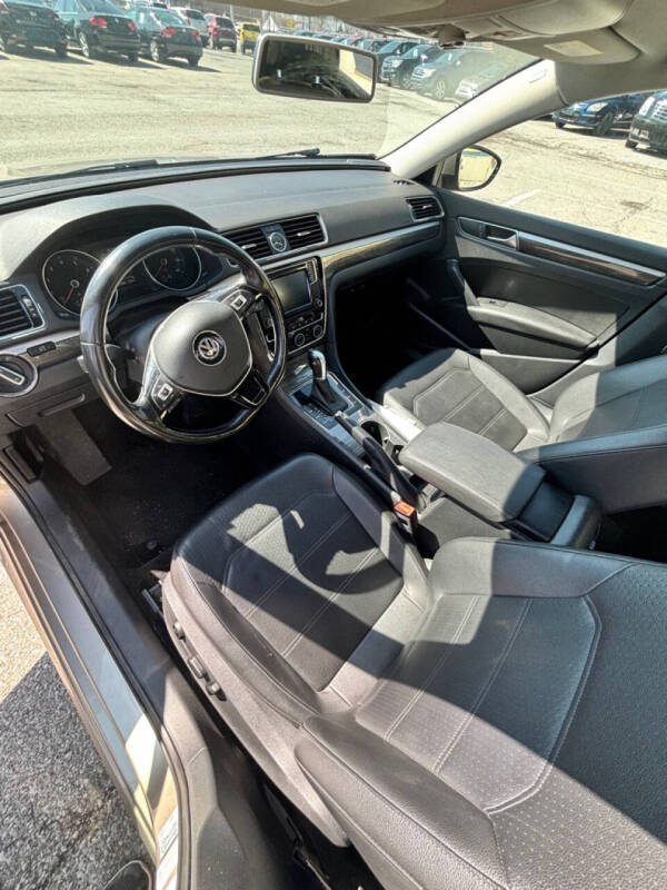 2016 Volkswagen Passat