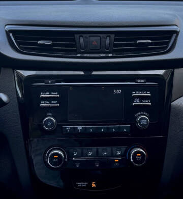 2017 Nissan Rogue Sport S