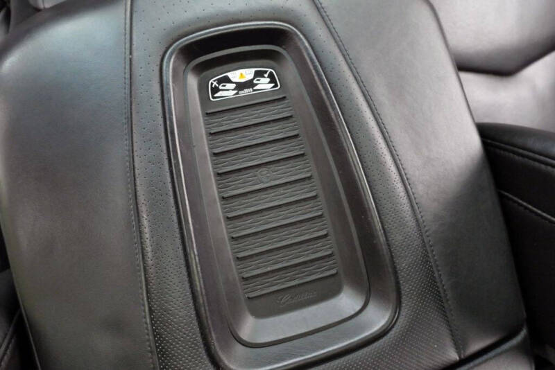 2020 Cadillac Escalade Platinum