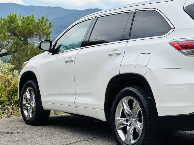 2015 Toyota Highlander Limited