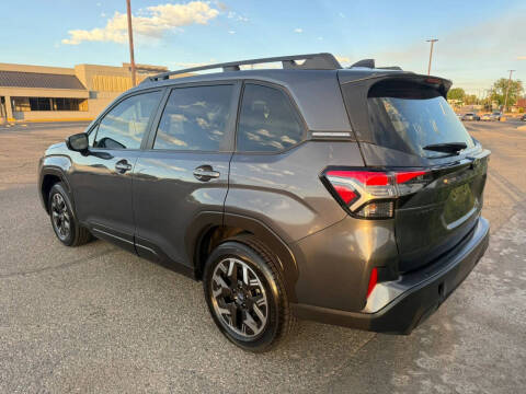 2025 Subaru Forester Premium