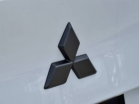 2026 Mitsubishi Outlander Black Edition