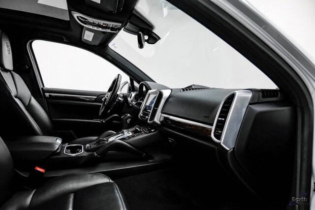 2017 Porsche Cayenne S