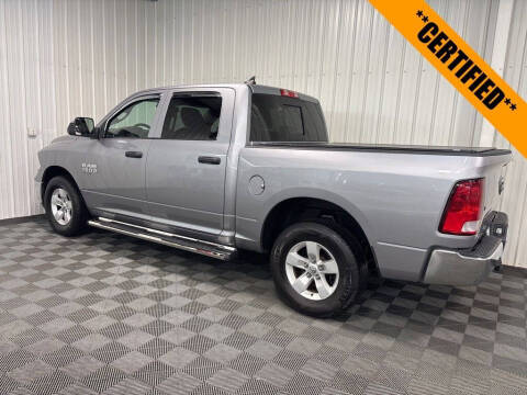 2022 RAM 1500 Classic SLT
