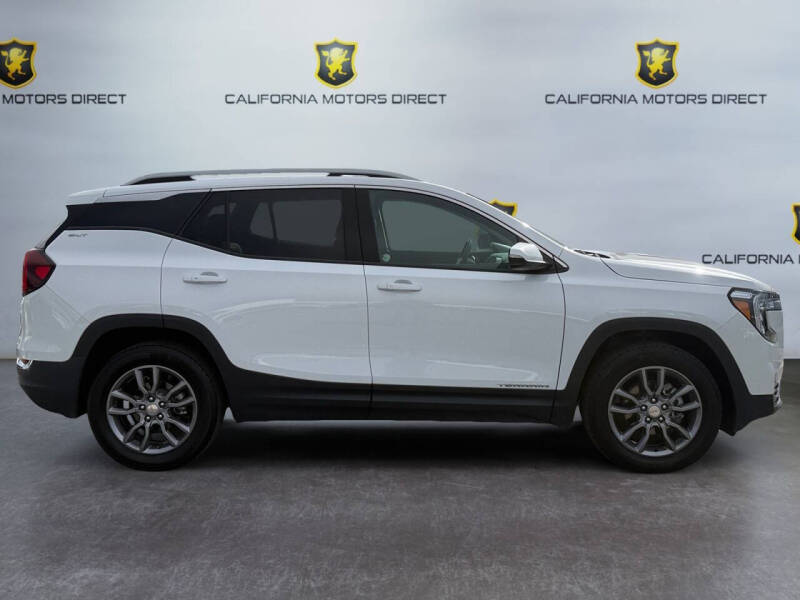 2024 GMC Terrain SLT