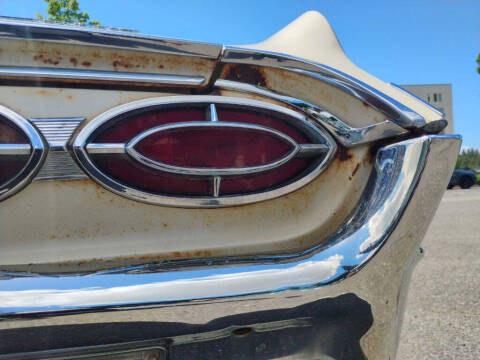 1962 Oldsmobile Starfire
