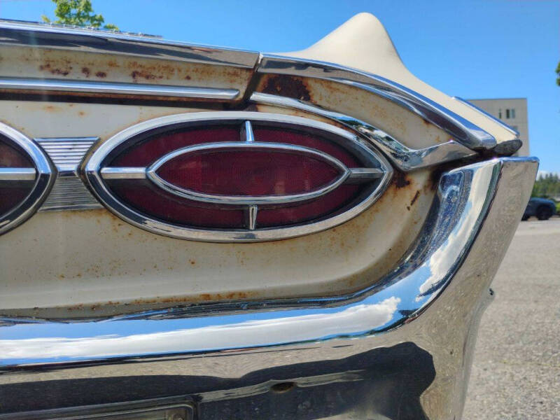 1962 Oldsmobile Starfire