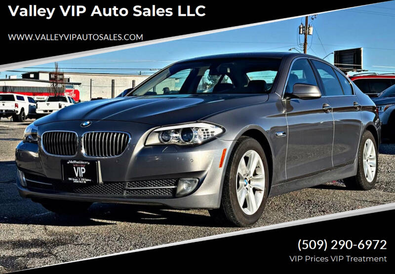 2013 BMW 5 Series 528i's photo