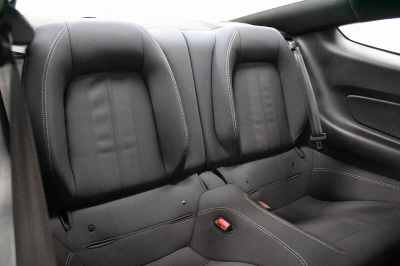 2021 Ford Mustang EcoBoost