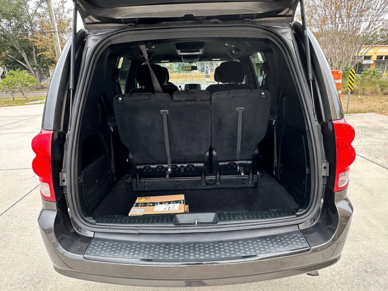 2017 Dodge Grand Caravan SE Plus