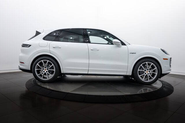 2026 Porsche Cayenne E-Hybrid