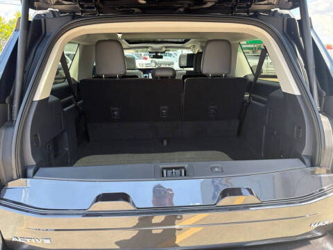 2026 Ford Expedition MAX Active