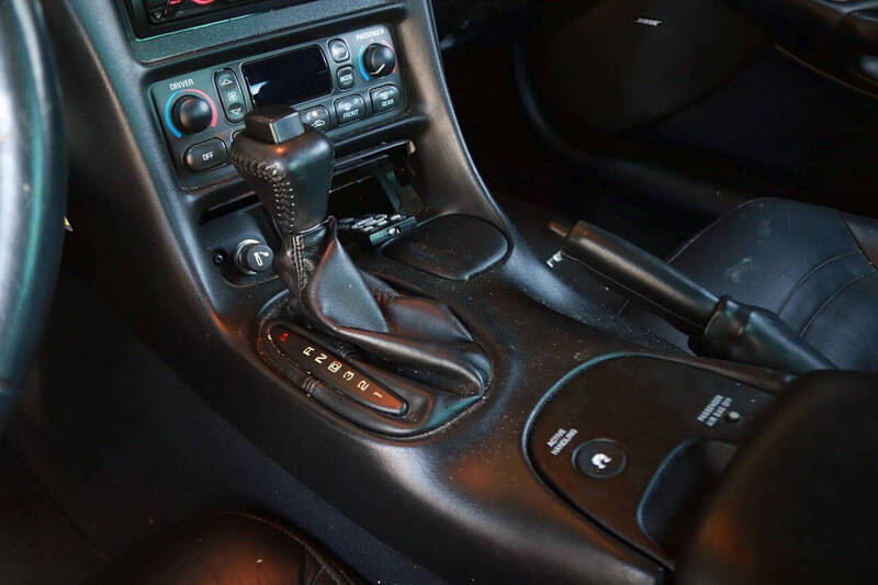 2004 Chevrolet Corvette
