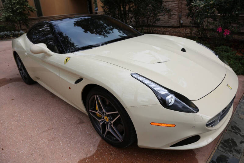 2016 Ferrari California T