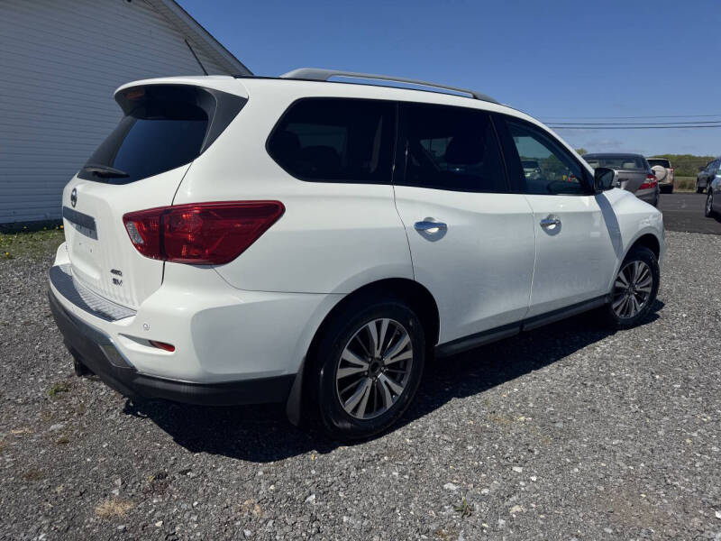 2017 Nissan Pathfinder S