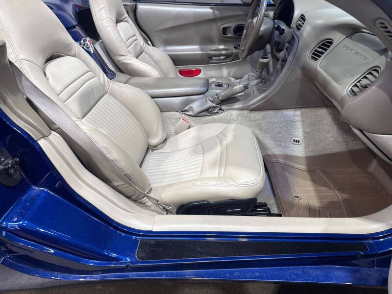 2004 Chevrolet Corvette