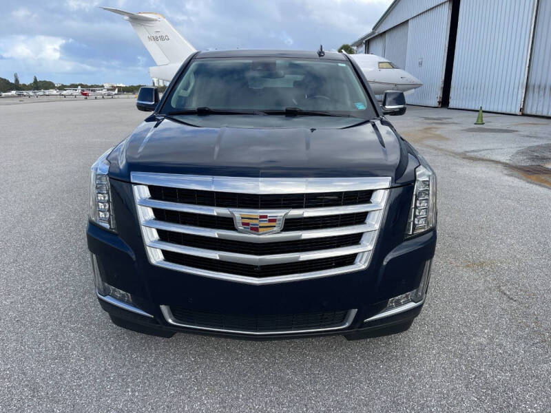 2020 Cadillac Escalade Luxury